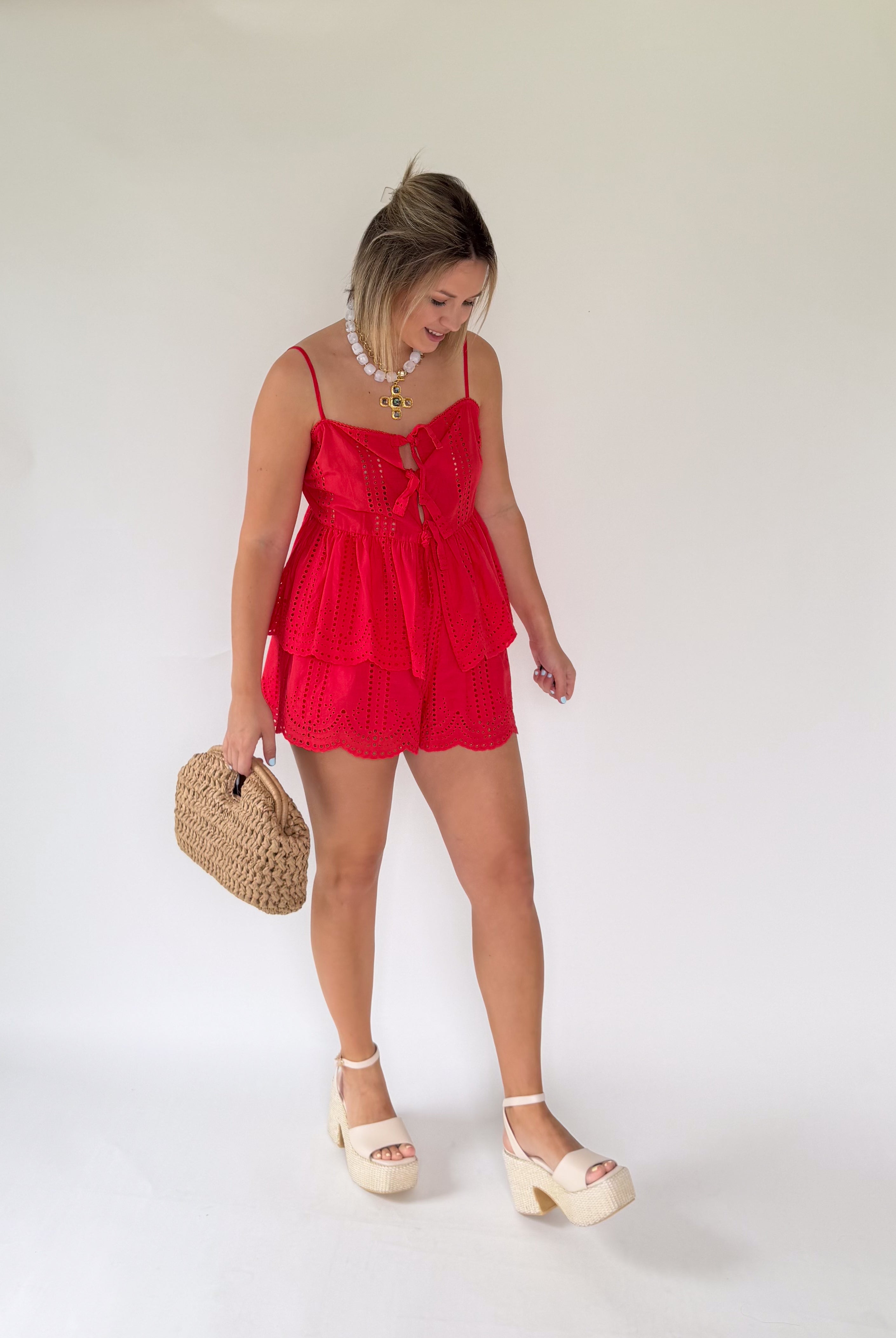 mable red eyelet set