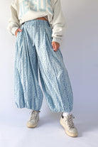 mittoshop blue floral balloon pant