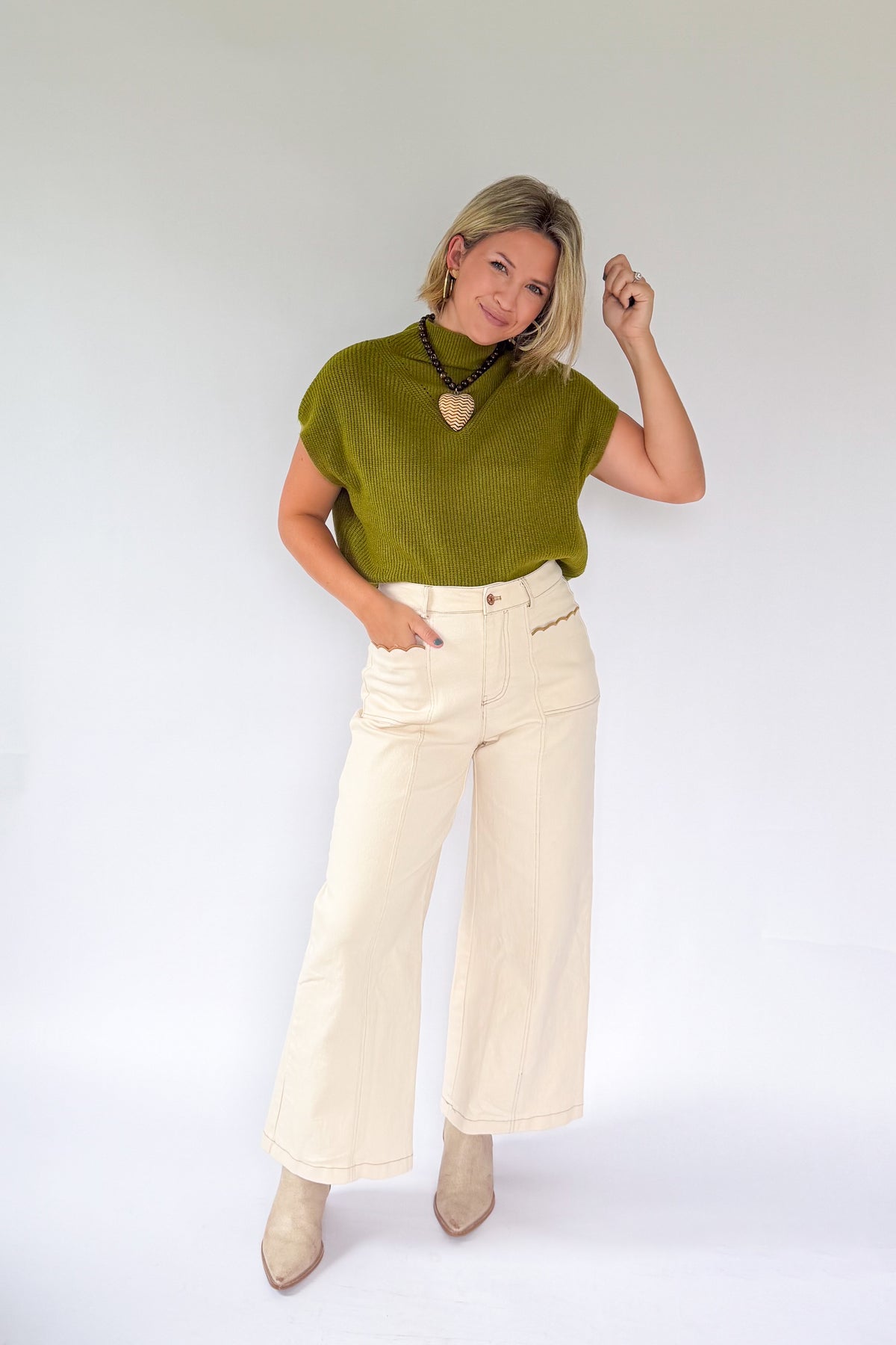 entro martini green sweater top