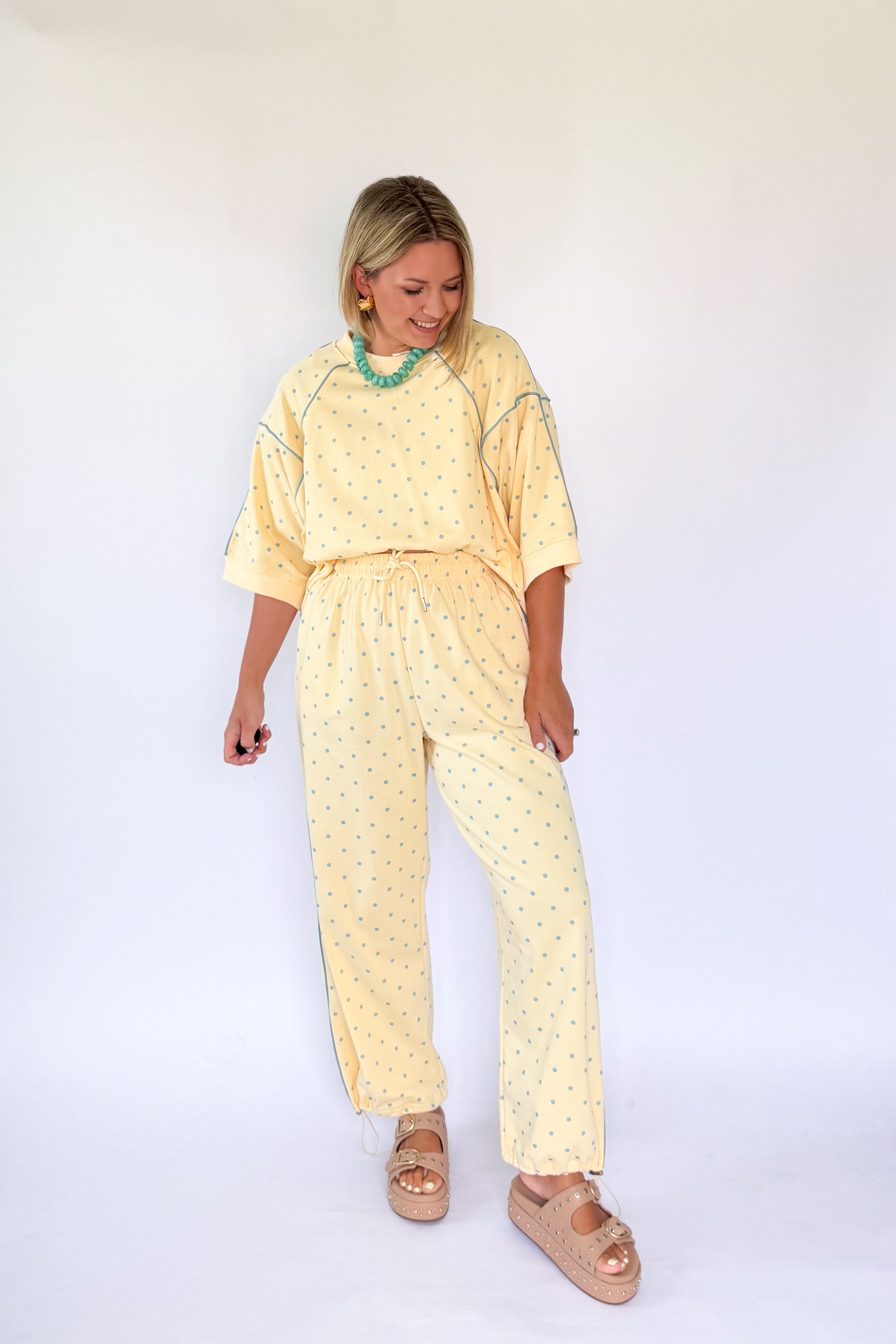 peach love California yellow polka dot set