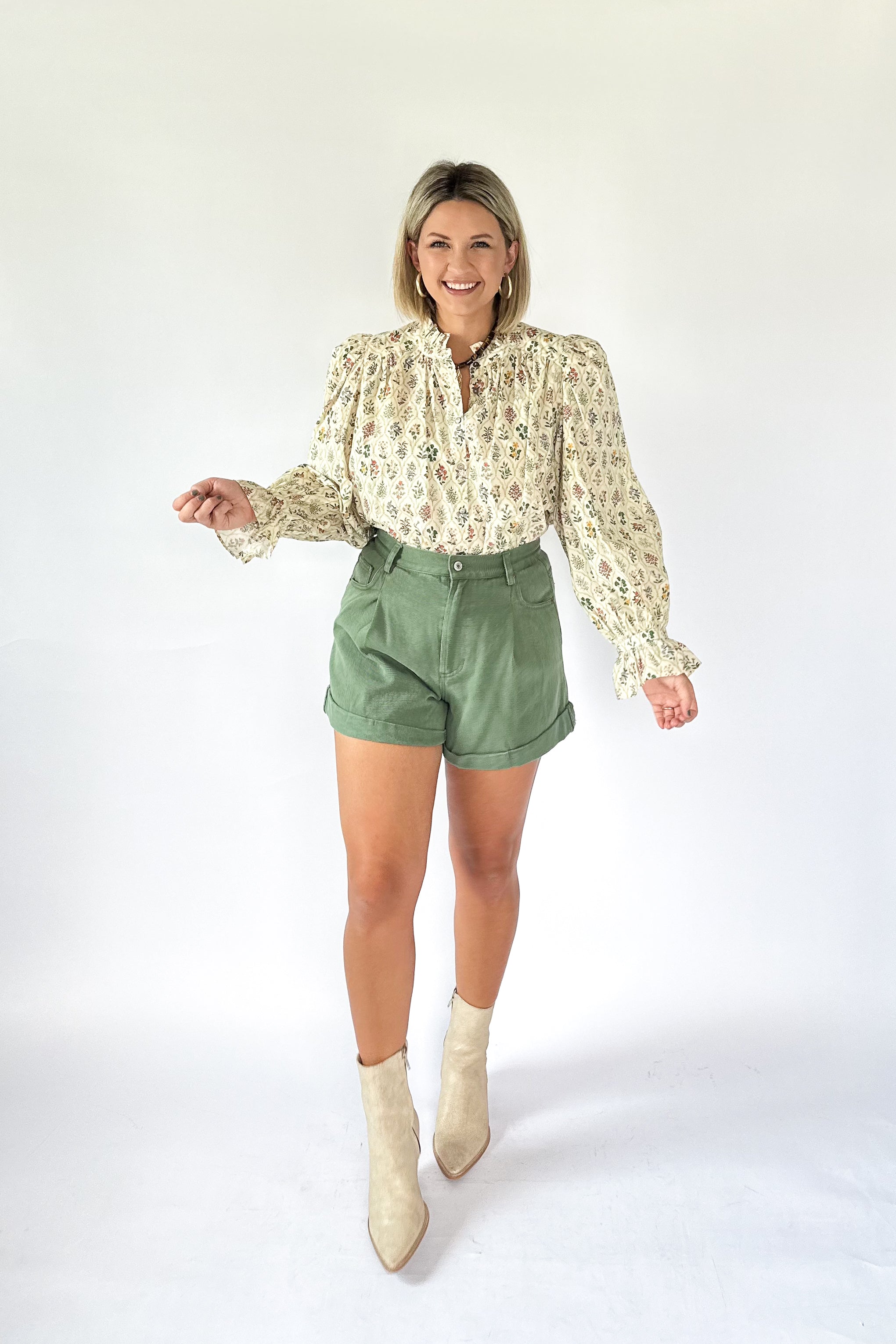 entro floral ivory top